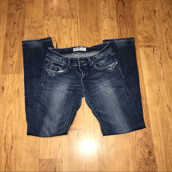 Liuces Dark Straight Leg Distressed Jeans 7 - Picture 2 of 8